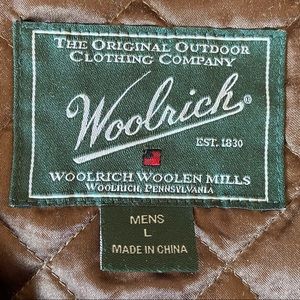 Snappy wool vest for feeling warm and looking cool. Quilted interior. Like new!